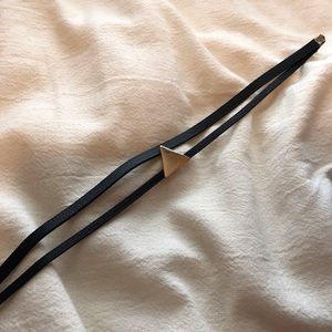 Double-wrap leather choker